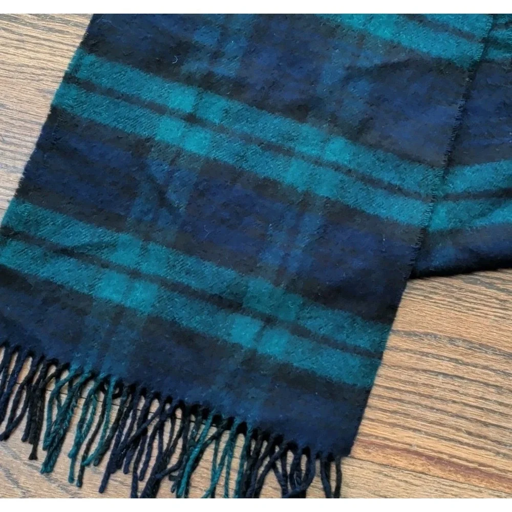 Brooks Brothers Black Watch 100% Wool Scarf Blue Green Tartan Fringe Scotland